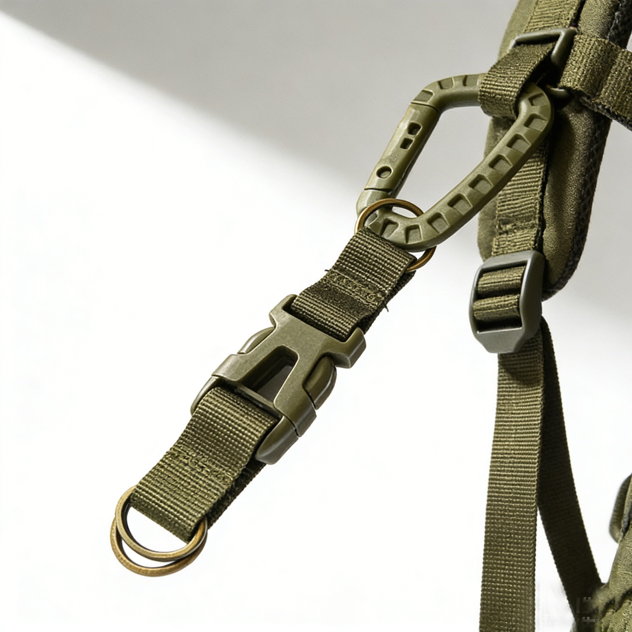 Chain Quick Link - พวงกุญแจอเนกประสงค์สำหรับใช้งานกลางแจ้ง พร้อมตะขอเกี่ยวสายรัดแบบ Molle สำหรับกระเป๋าเป้ปีนเขา หัวเข็มขัดแบบปลดเร็ว อุปกรณ์เสริมสำหรับการเดินทาง